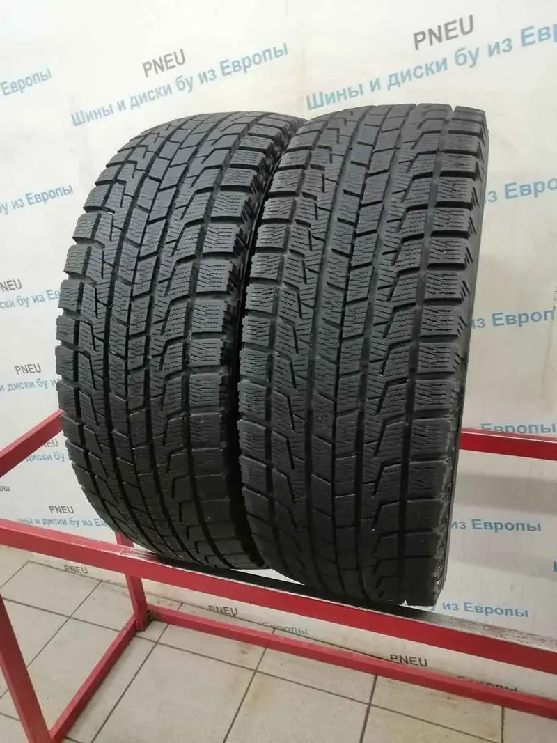 Пара б/у шин 225/55 R17 Bridgestone Blizzak Revo 1