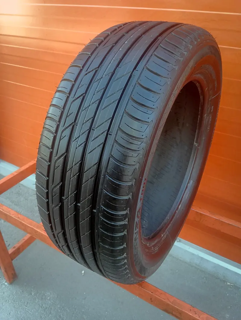 Б/у шина 225/55 R17 Bridgestone Turanza T001