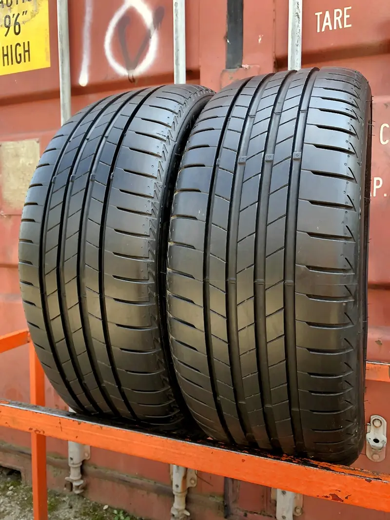Пара б/у шин 225/55 R17 Bridgestone Turanza T005, фото 1