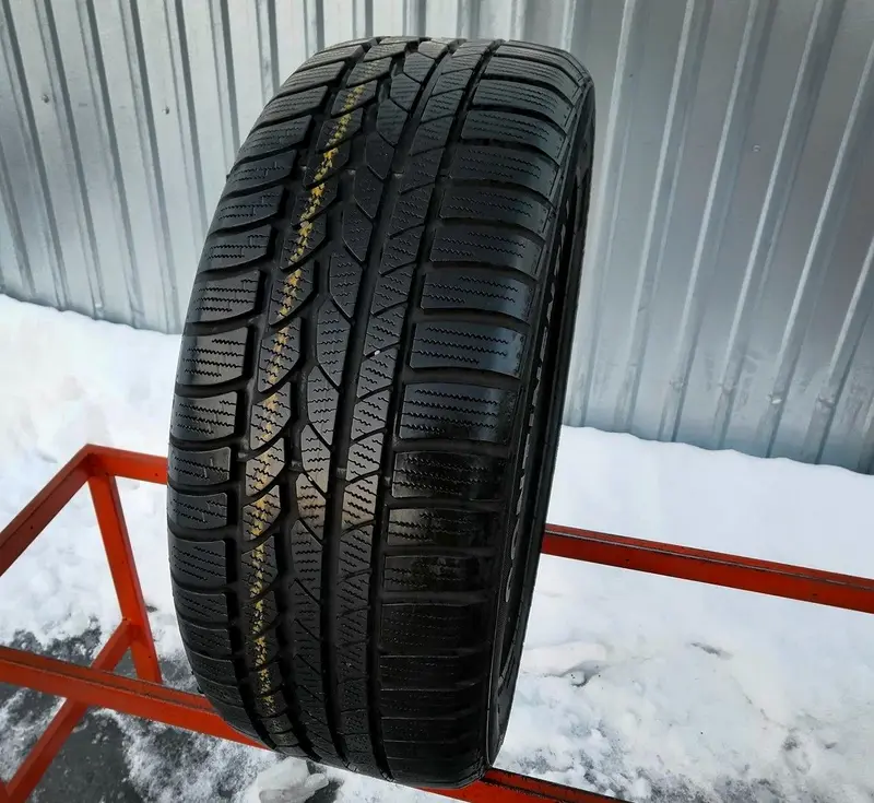 Б/у шина 225/55 R17 Continental Conti4х4WinterContact