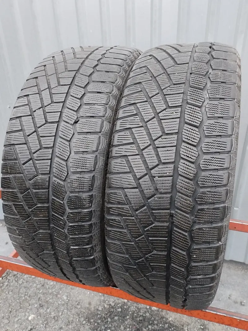 Пара б/у шин 225/55 R17 Continental ContiVikingContact 5