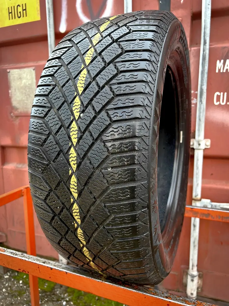 Б/у шина 225/55 R17 Continental ContiVikingContact 7