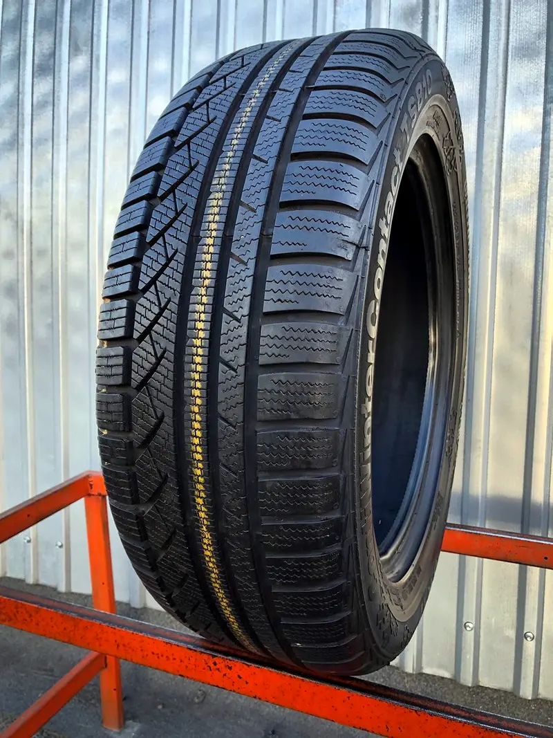 Б/у шина 225/55 R17 Continental ContiWinterContact TS 810