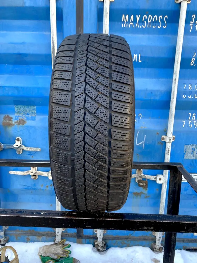 Б/у шина 225/55 R17 Continental ContiWinterContact TS 830 P SSR