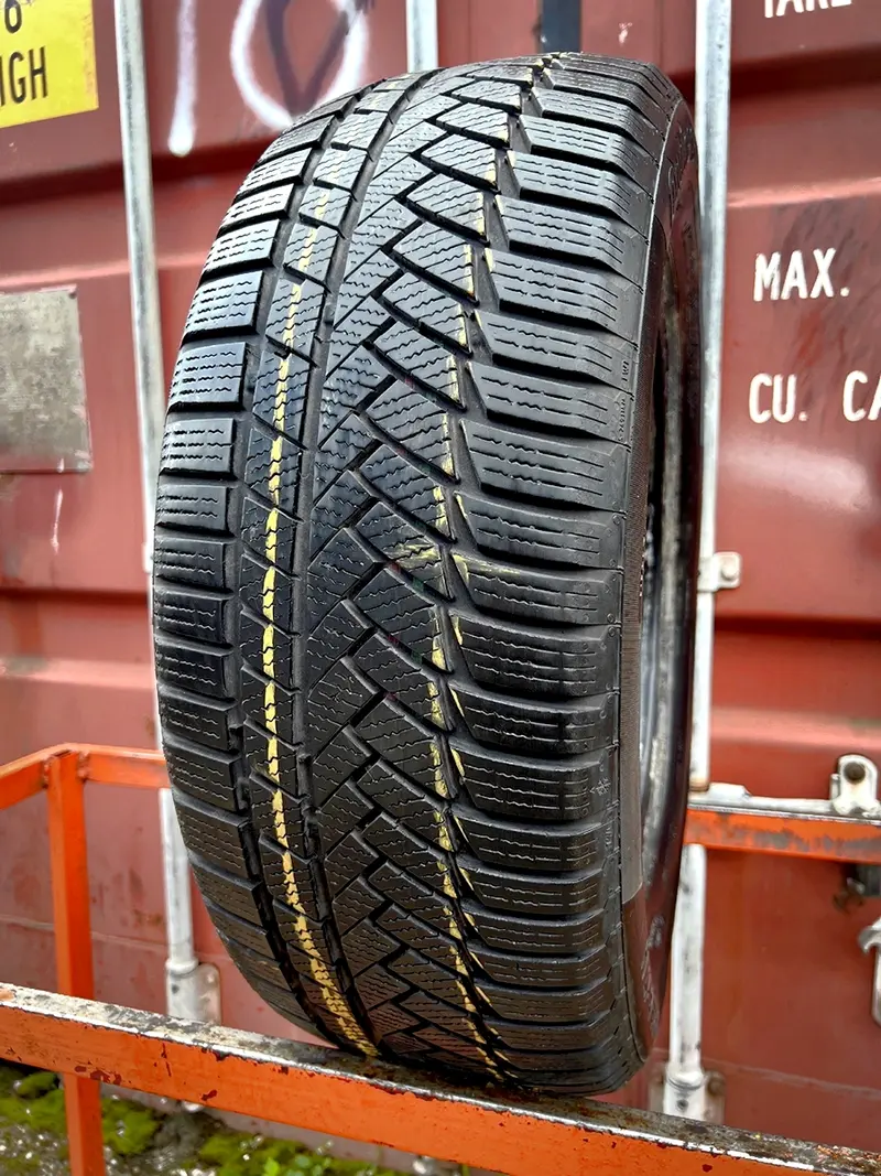 Б/у шина 225/55 R17 Continental ContiWinterContact TS 850 P