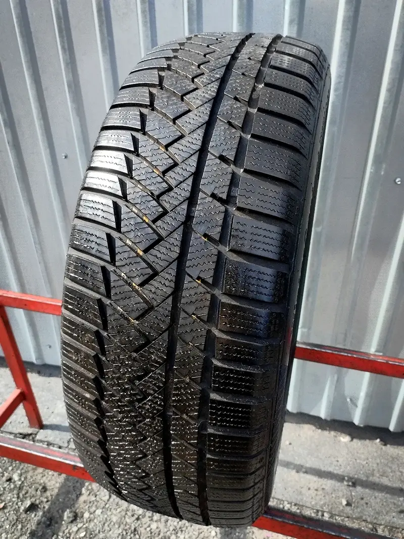 Б/у шина 225/55 R17 Continental ContiWinterContact TS 850 P MO RunFlat, фото 1
