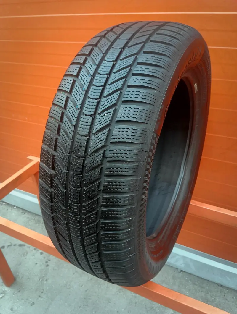 Б/у шина 225/55 R17 Continental ContiWinterContact TS 870 P