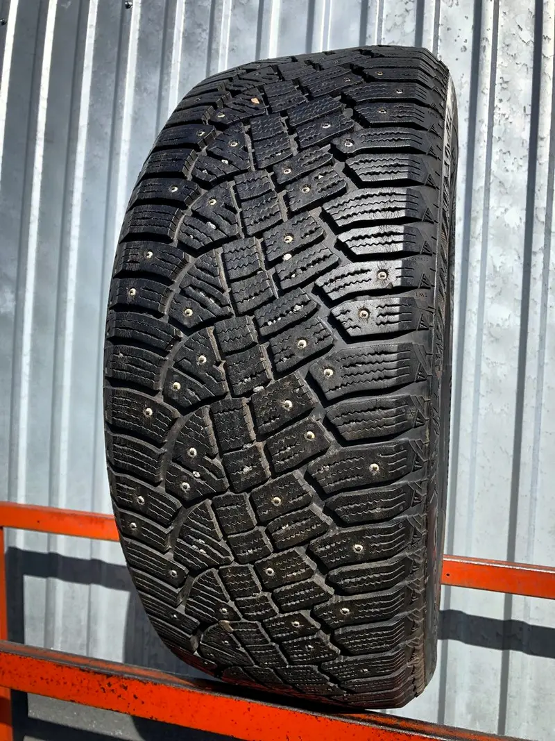 Б/у шина 225/55 R17 Continental IceContact 2