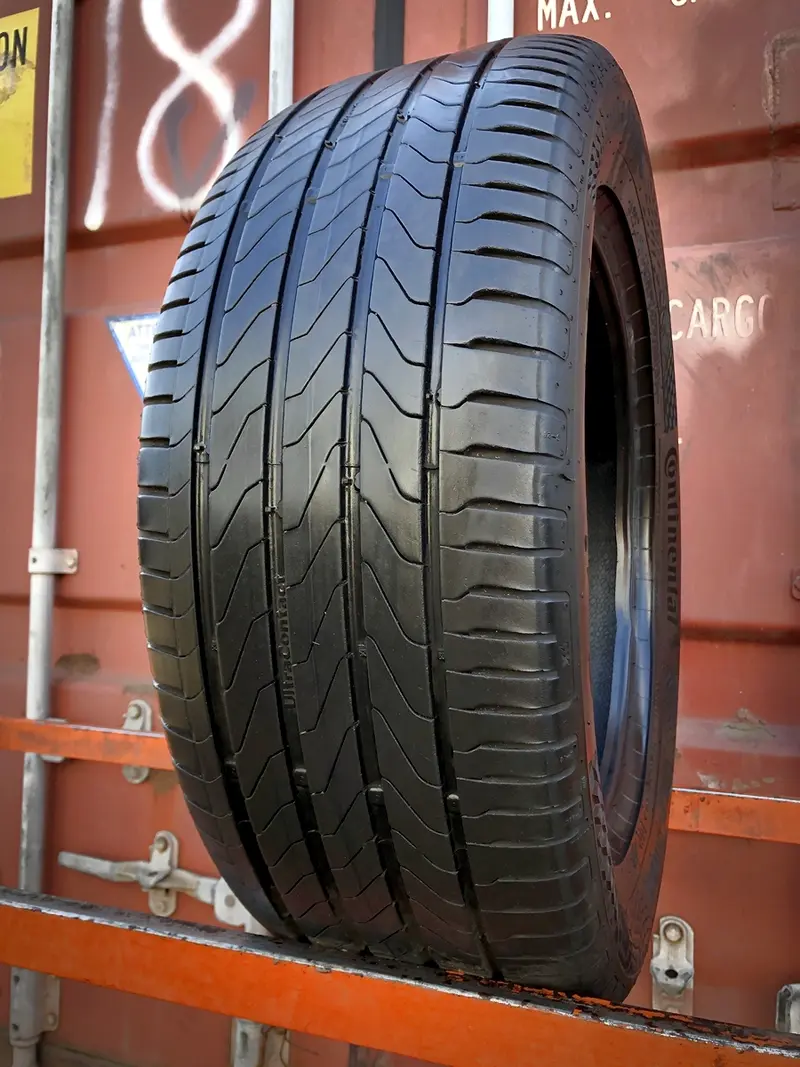 Б/у шина 225/55 R17 Continental UltraContact, фото 1