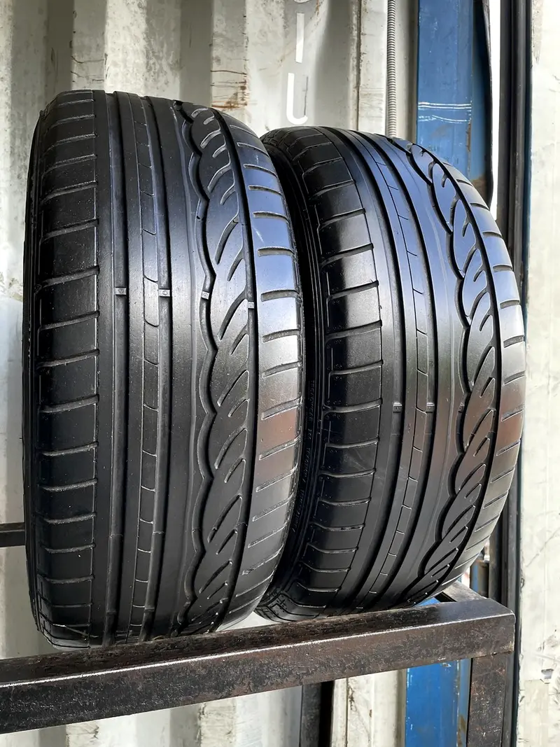Пара б/у шин 225/55 R17 Dunlop SP Sport 01