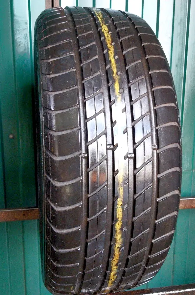 Б/у шина 225/55 R17 Dunlop SP Sport 2000