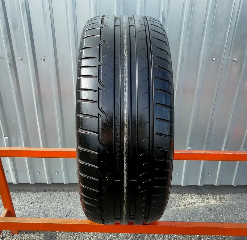 Б/у шина 225/55 R17 Dunlop SP Sport Maxx RT