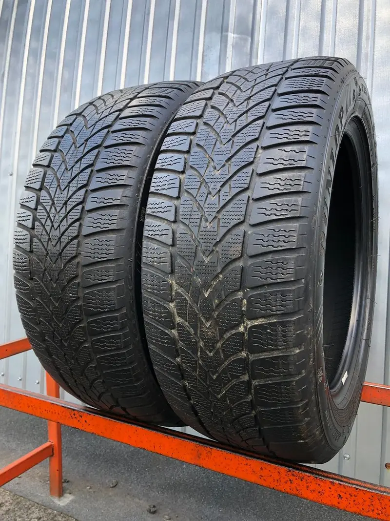 Пара б/у шин 225/55 R17 Dunlop SP Winter Sport 4D