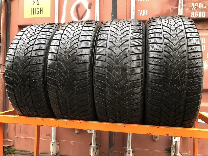 Комплект б/у шин 225/55 R17 Dunlop SP Winter Sport 4D