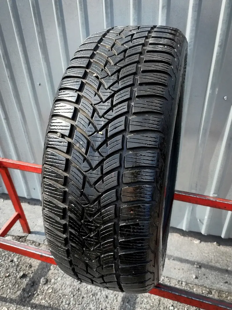 Б/у шина 225/55 R17 ESA-Tecar Super Grip 9 HP