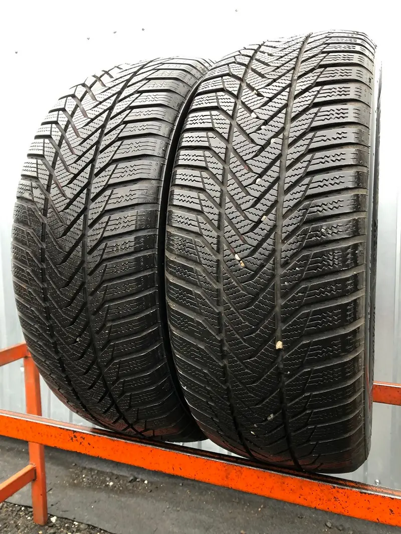 Пара б/у шин 225/55 R17 ESA-Tecar Super Grip PRO