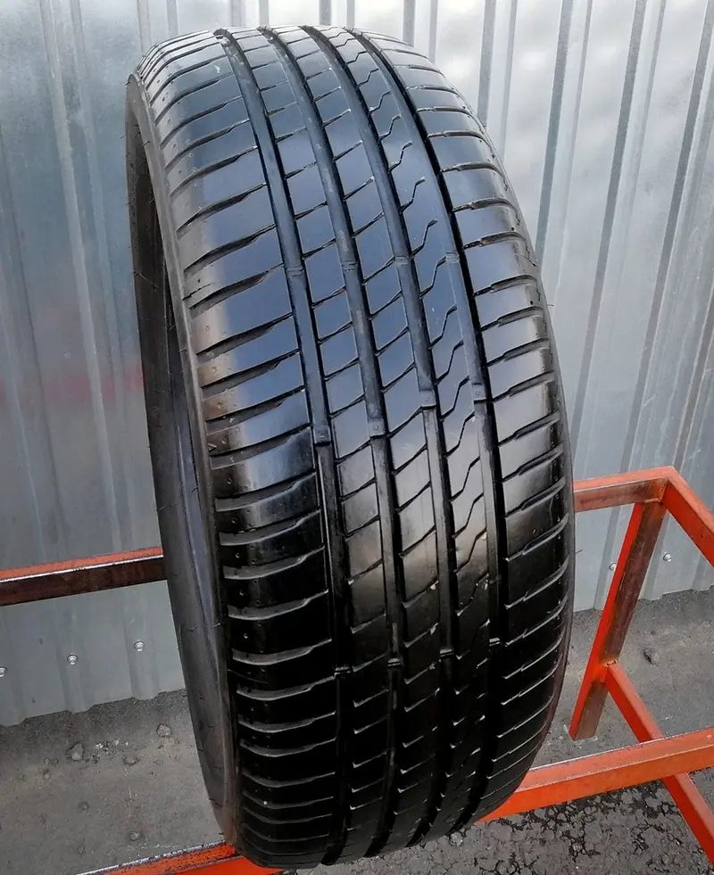 Б/у шина 225/55 R17 Firestone Roadhawk, фото 1