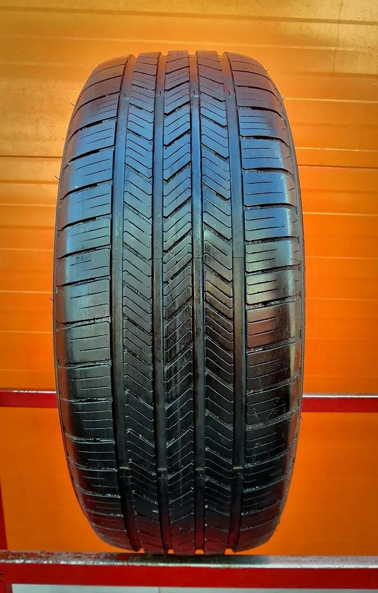 Б/у шина 225/55 R17 Goodyear Eagle LS, фото 1