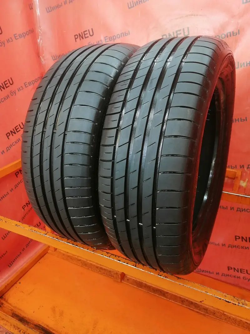 Пара б/у шин 225/55 R17 Goodyear EfficientGrip Performance