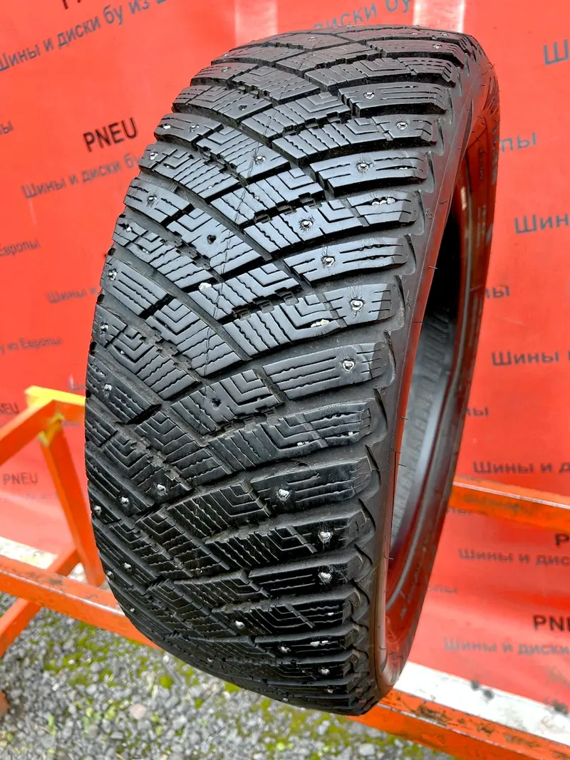 Б/у шина 225/55 R17 Goodyear Ultra Grip Ice Arctic