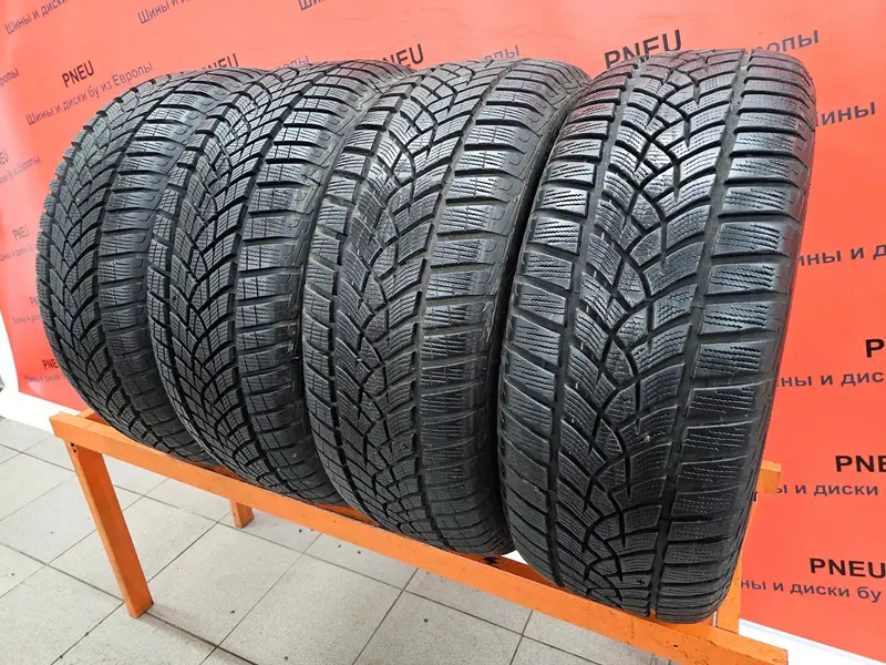 Комплект б/у шин 225/55 R17 Goodyear Ultra Grip Performance +, фото 1