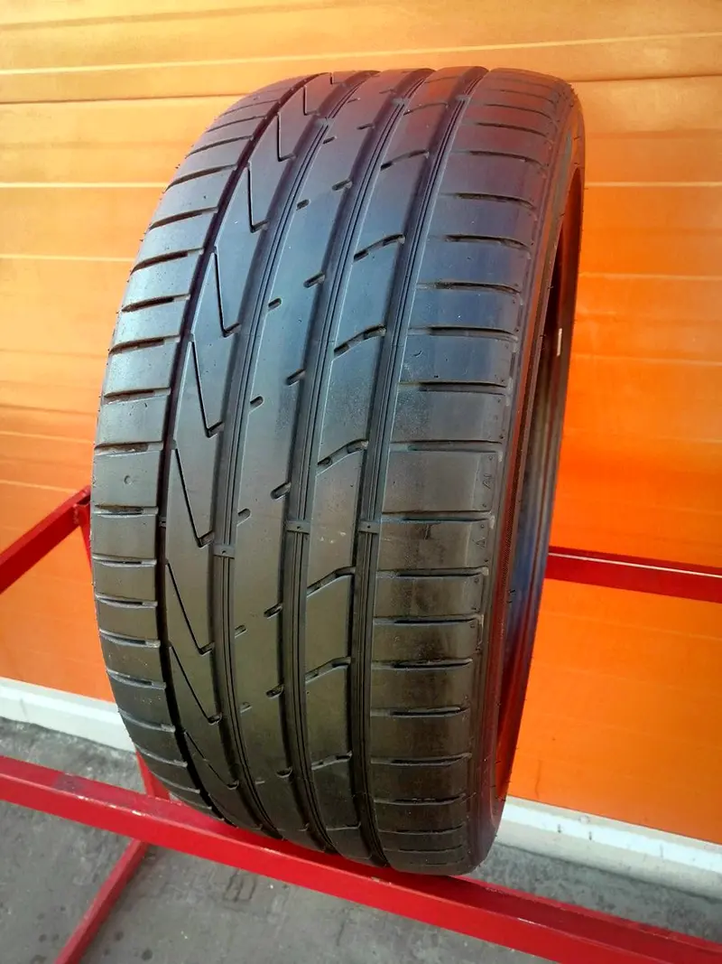 Б/у шина 225/55 R17 Hankook Ventus S1evo 2 K117