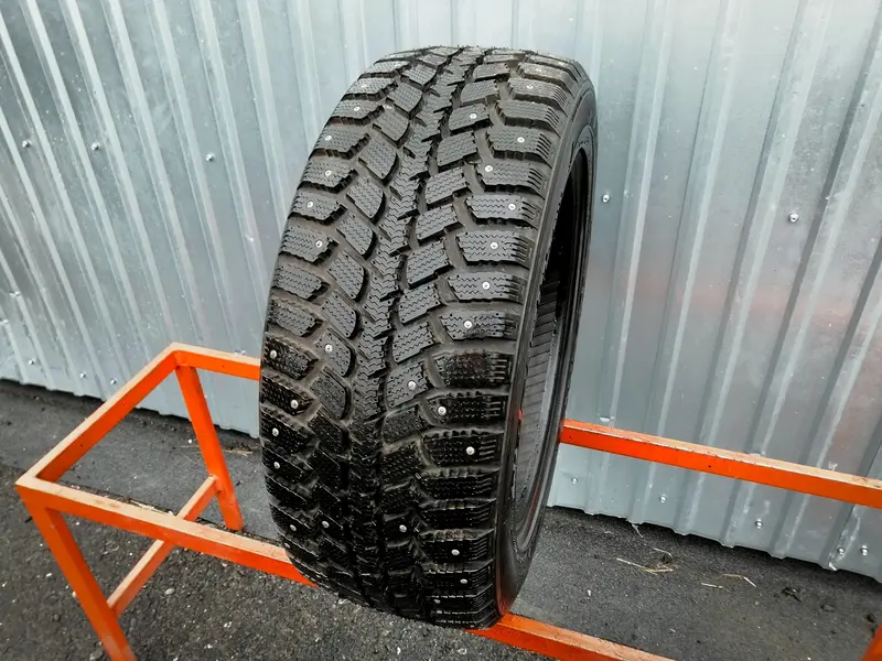 Б/у шина 225/55 R17 Kumho I ZEN KW19