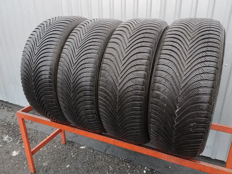 Комплект б/у шин 225/55 R17 Michelin Alpin 5
