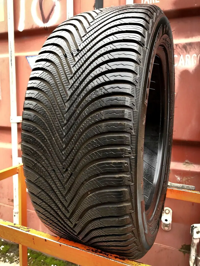 Б/у шина 225/55 R17 Michelin Alpin 5 RunFlat, фото 1