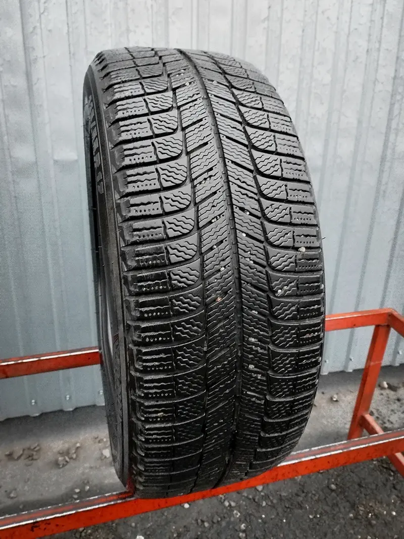 Б/у шина 225/55 R17 Michelin X-Ice 3