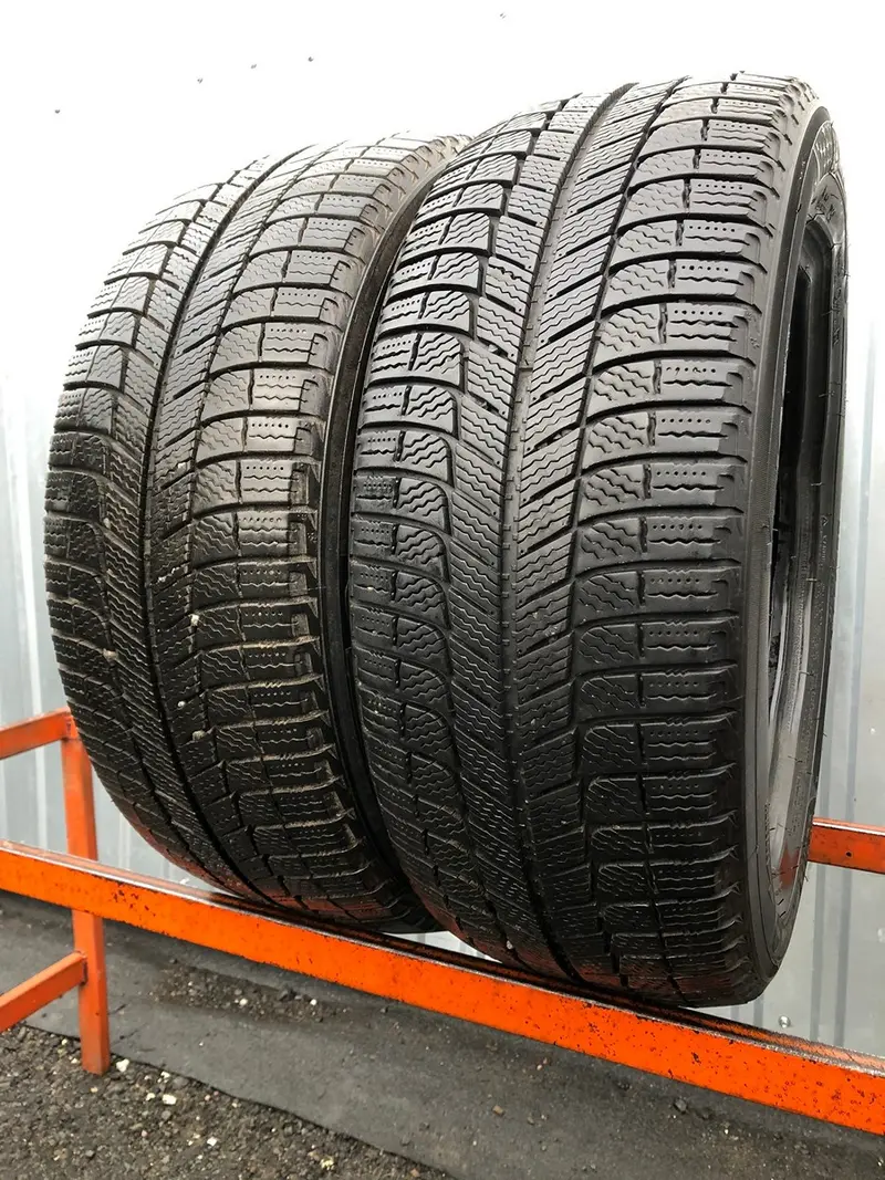 Пара б/у шин 225/55 R17 Michelin X-Ice 3