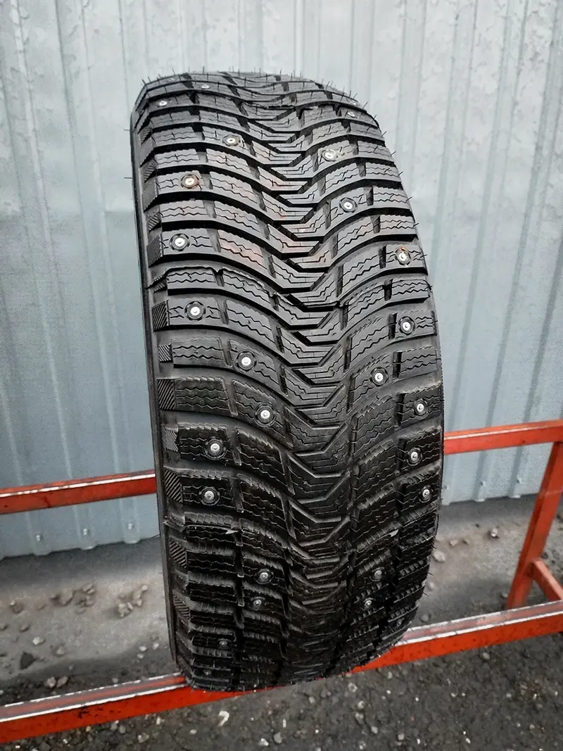 Б/у шина 225/55 R17 Michelin X-Ice North 3