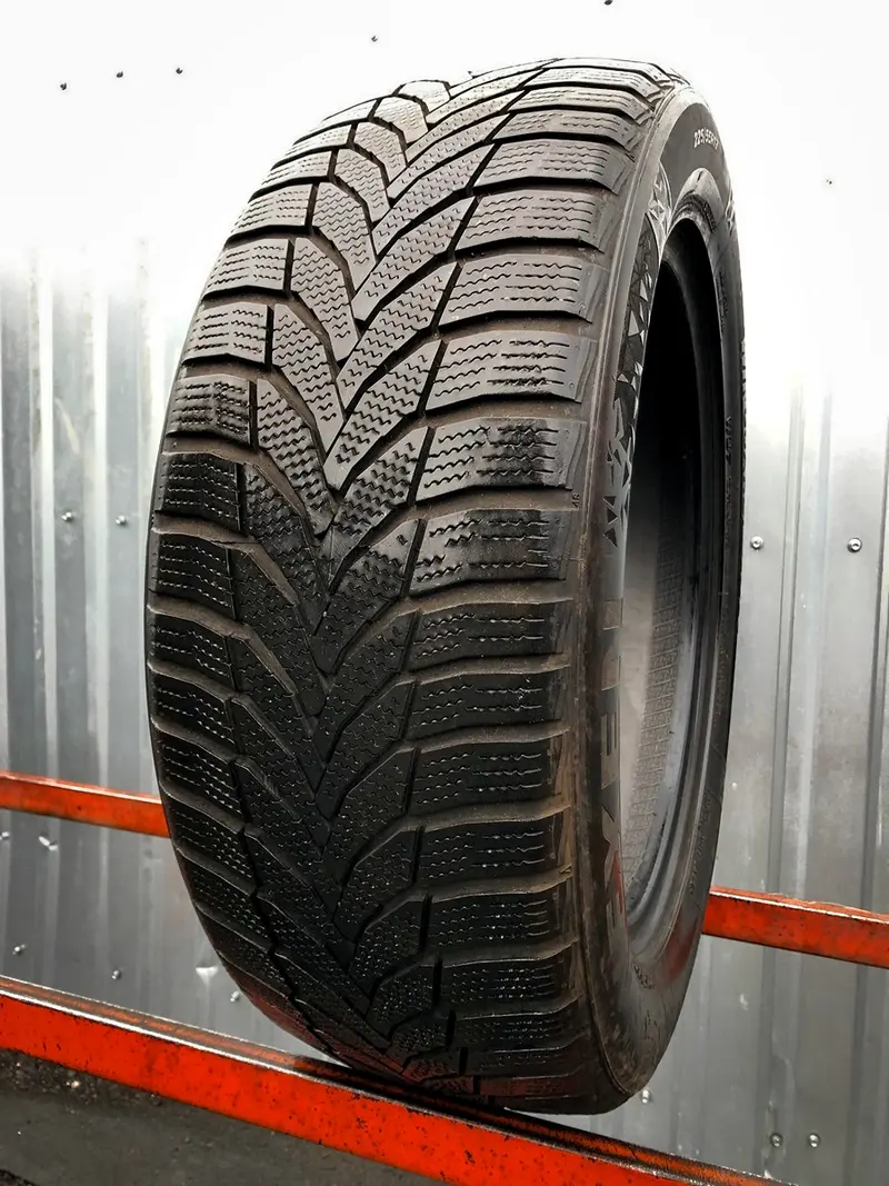 Б/у шина 225/55 R17 Nexen Winguard Sport 2 WU7