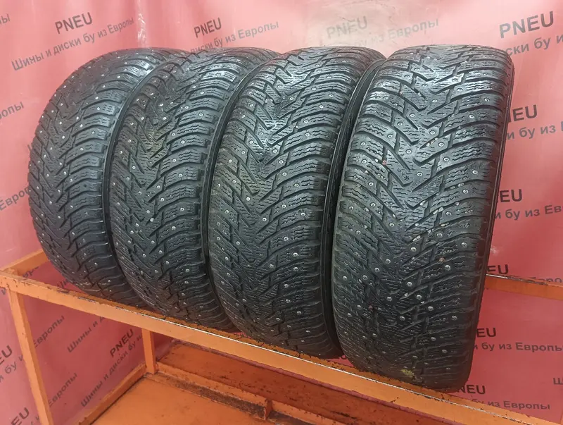 Комплект б/у шин 225/55 R17 Nokian Hakkapeliitta 8