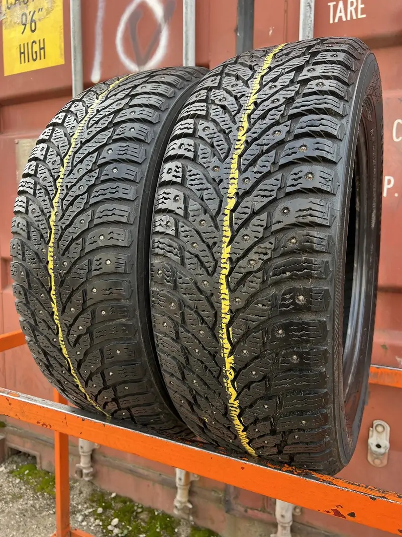 Пара б/у шин 225/55 R17 Nokian Hakkapeliitta 9