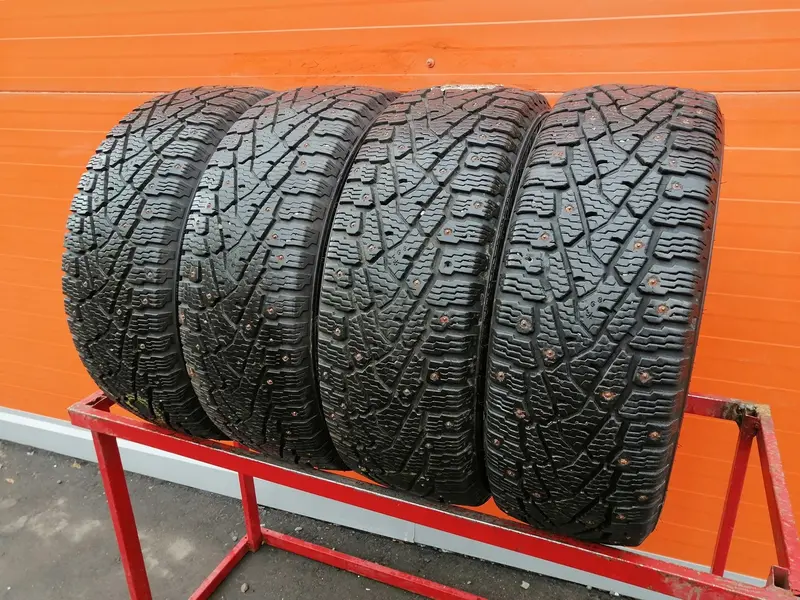 Комплект б/у шин 225/55 R17C Nokian Hakkapeliitta C3
