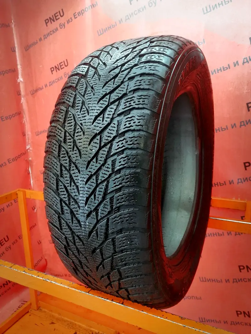 Б/у шина 225/55 R17 Nokian Hakkapeliitta R3