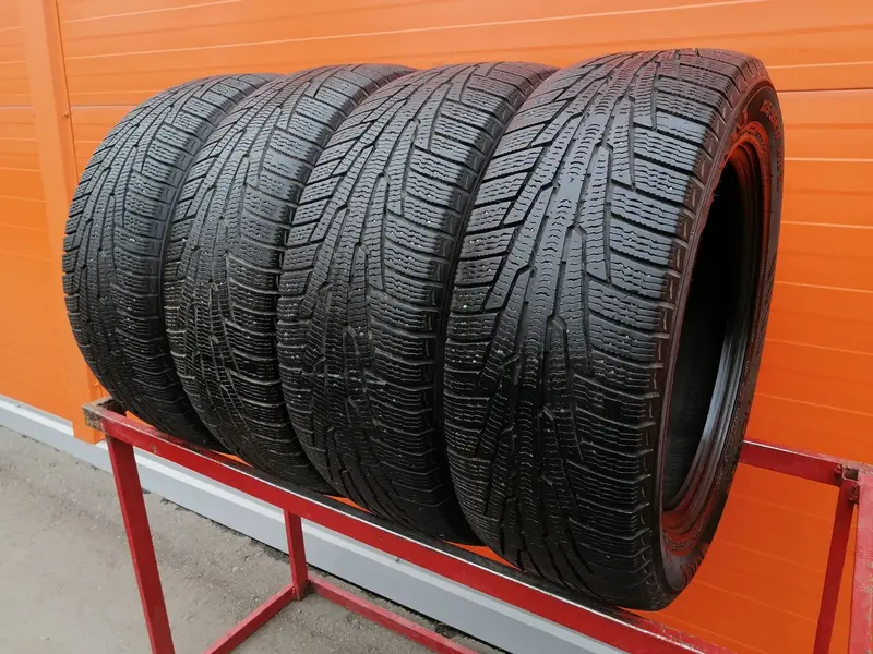 Комплект б/у шин 225/55 R17 Nokian Hakkapeliitta R
