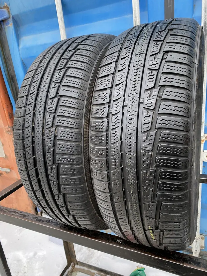 Пара б/у шин 225/55 R17 Nokian WR A3