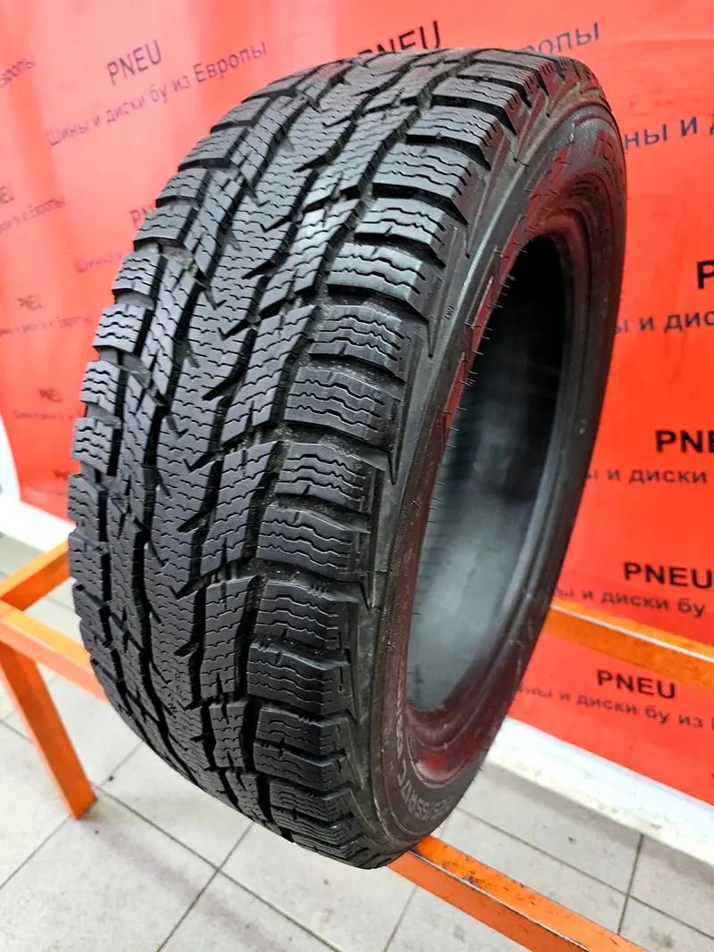 Б/у шина 225/55 R17C Nokian WR C3
