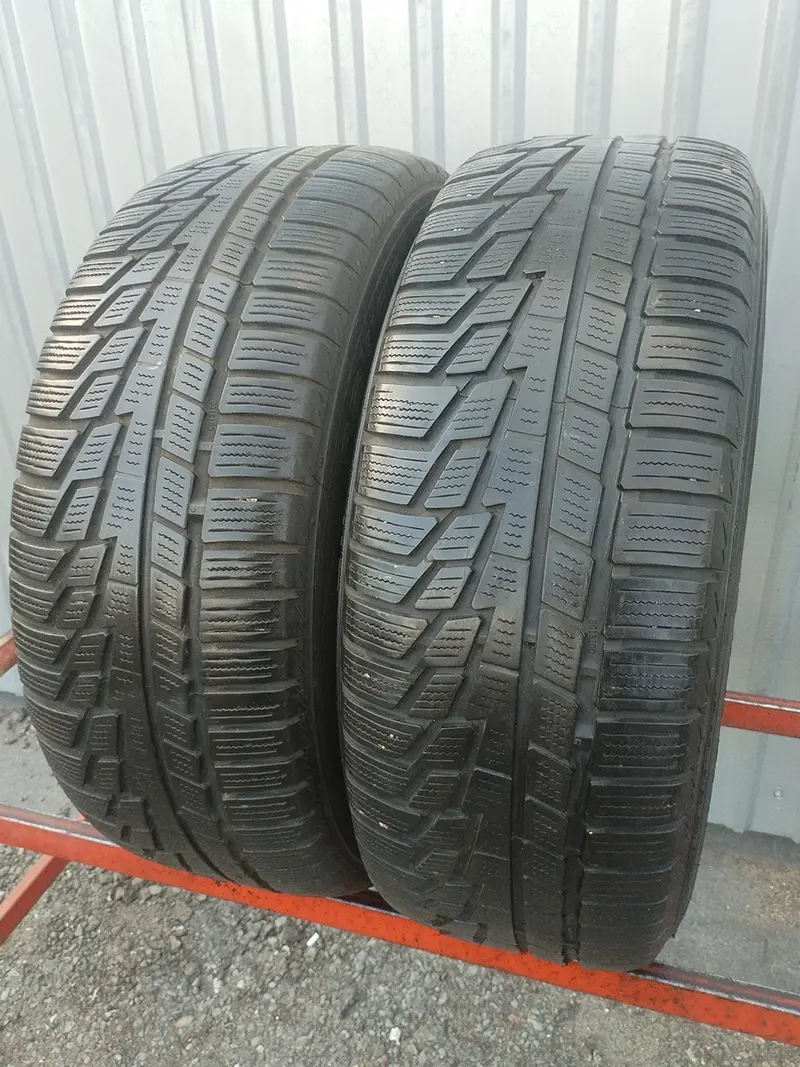 Пара б/у шин 225/55 R17 Nokian WR G2