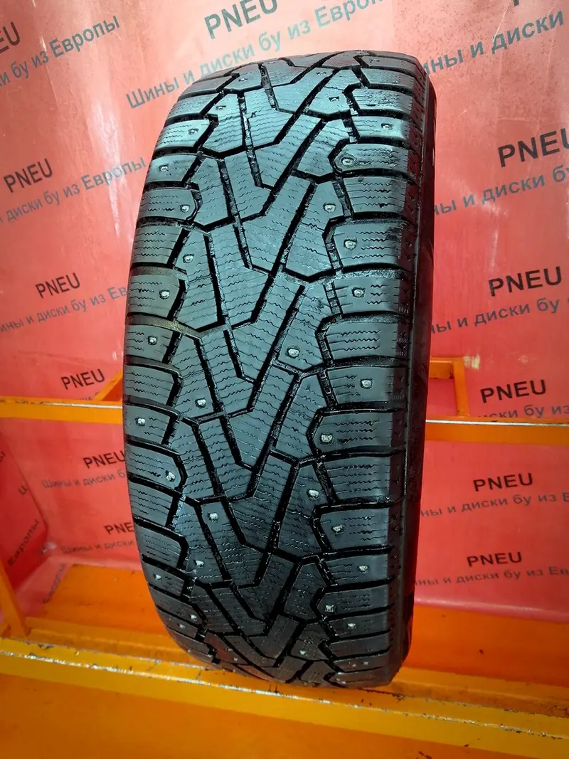 Б/у шина 225/55 R17 Pirelli Ice Zero