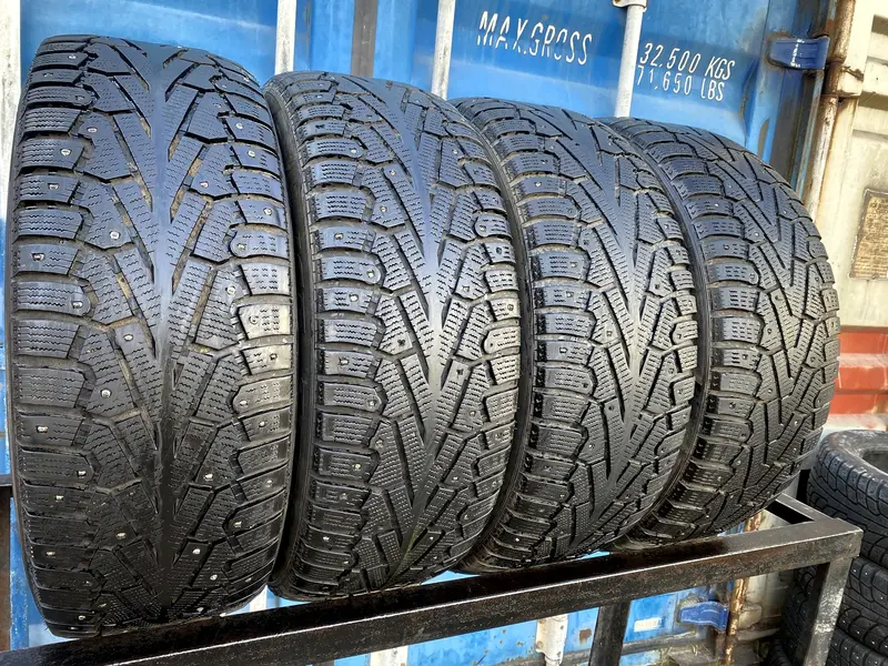 Комплект б/у шин 225/55 R17 Pirelli Ice Zero RunFlat