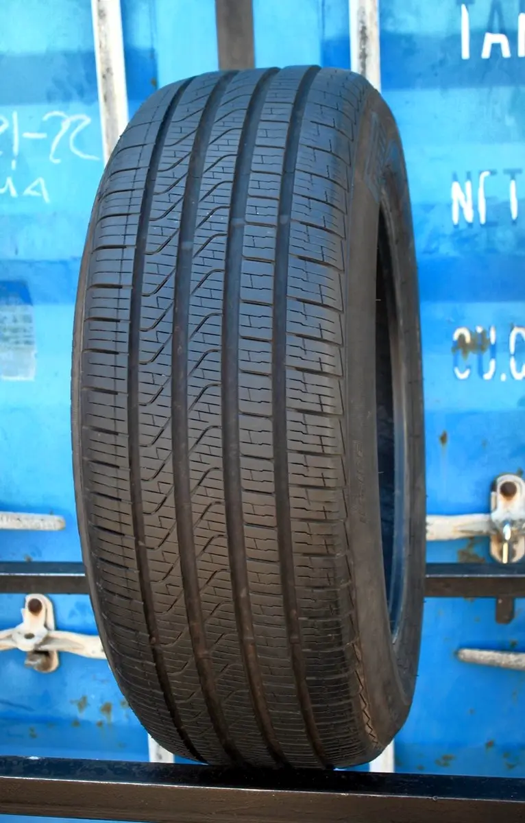 Б/у шина 225/55 R17 Pirelli P 7 Cinturato All Season AO