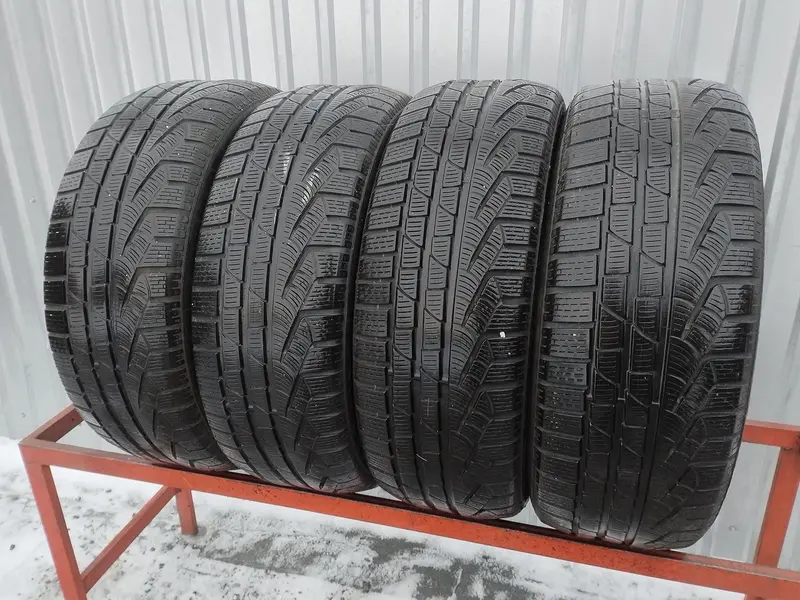 Комплект б/у шин 225/55 R17 Pirelli Winter 210 Sottozero 2
