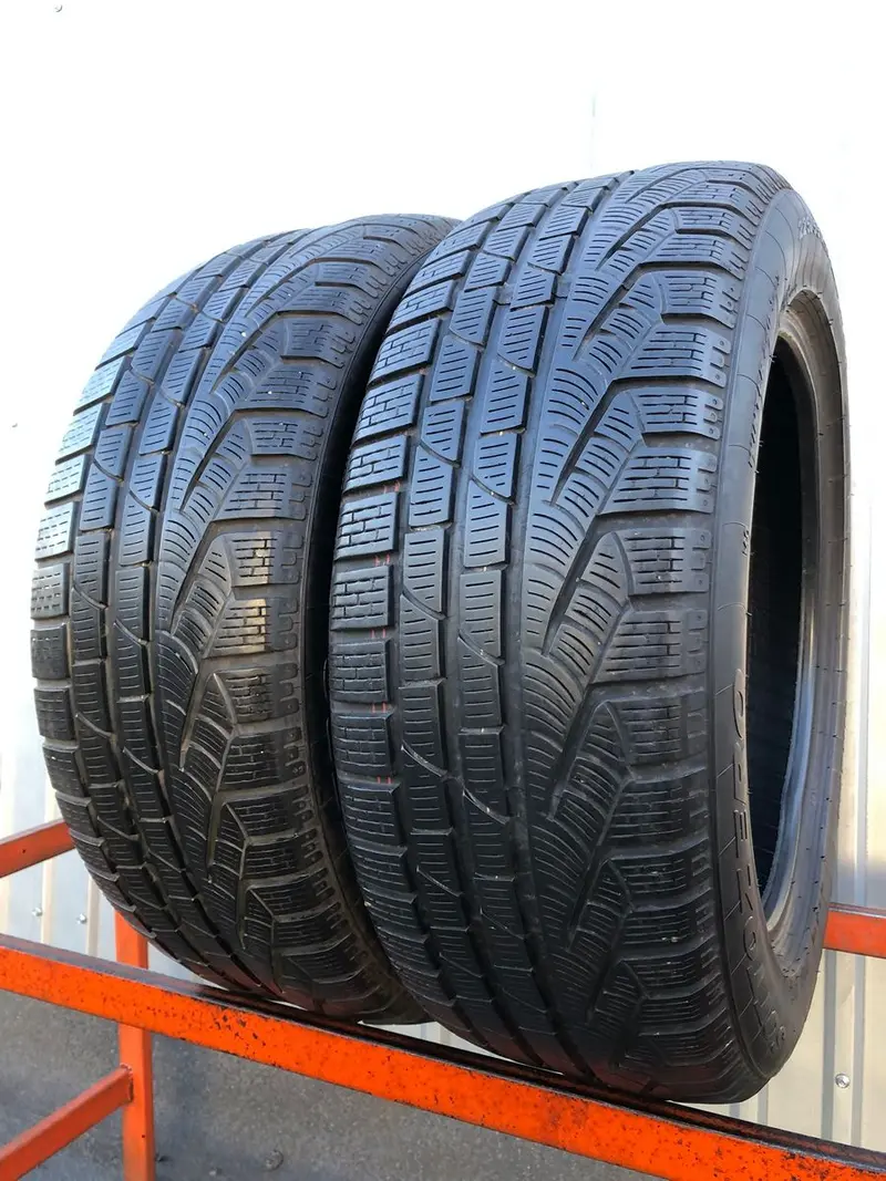 Пара б/у шин 225/55 R17 Pirelli Winter 210 Sottozero 2, фото 1