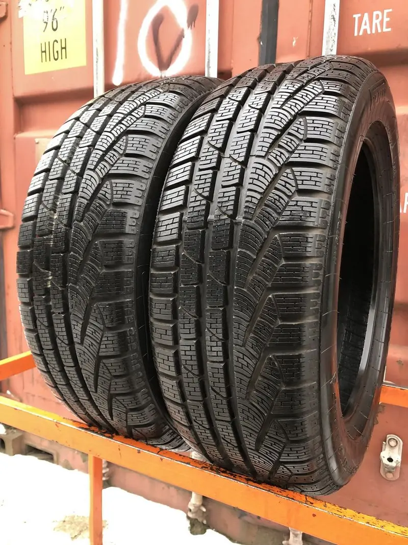 Пара б/у шин 225/55 R17 Pirelli Winter 240 Sottozero 2