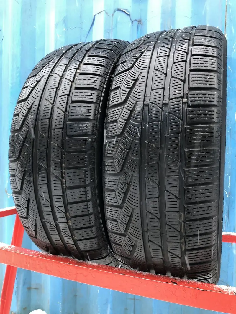 Пара б/у шин 225/55 R17 Pirelli Winter 240 Sottozero 2, фото 1