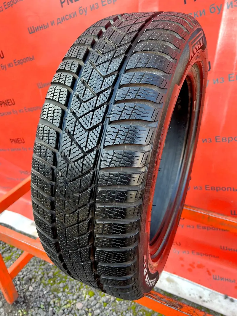 Б/у шина 225/55 R17 Pirelli Winter Sottozero 3 RunFlat