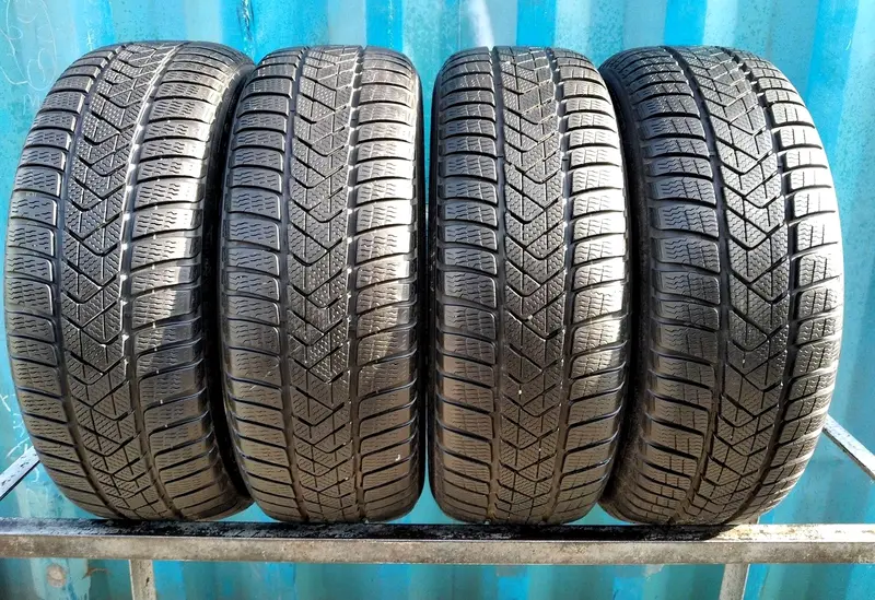 Комплект б/у шин 225/55 R17 Pirelli Winter Sottozero 3 RunFlat, фото 1